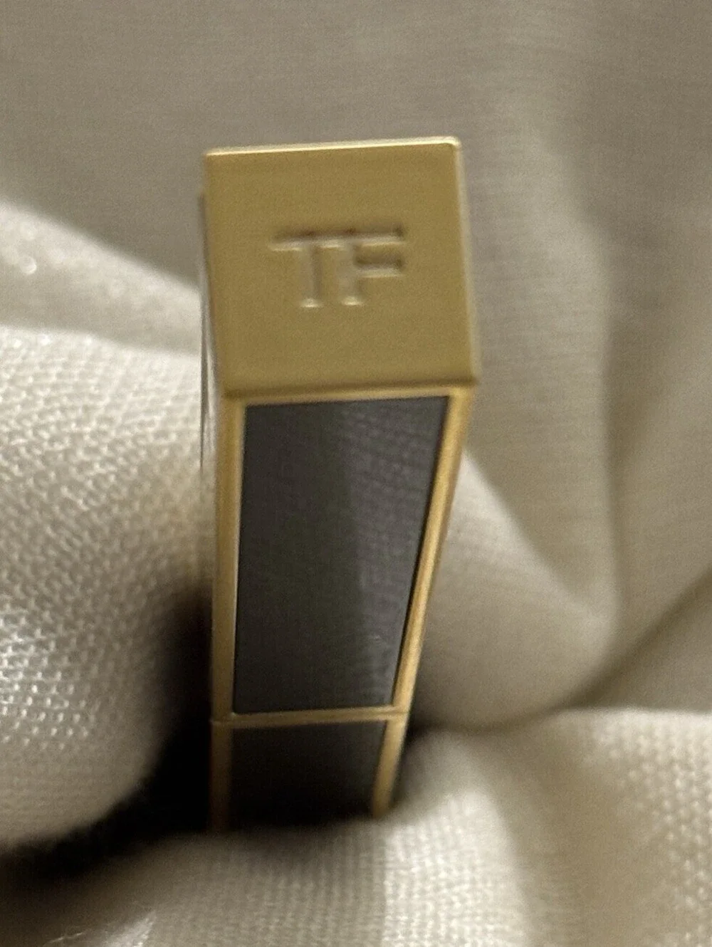 eBay title Tom Ford Slim Lip Color Shine 154 First Look 0.9g 0.03oz Boxed